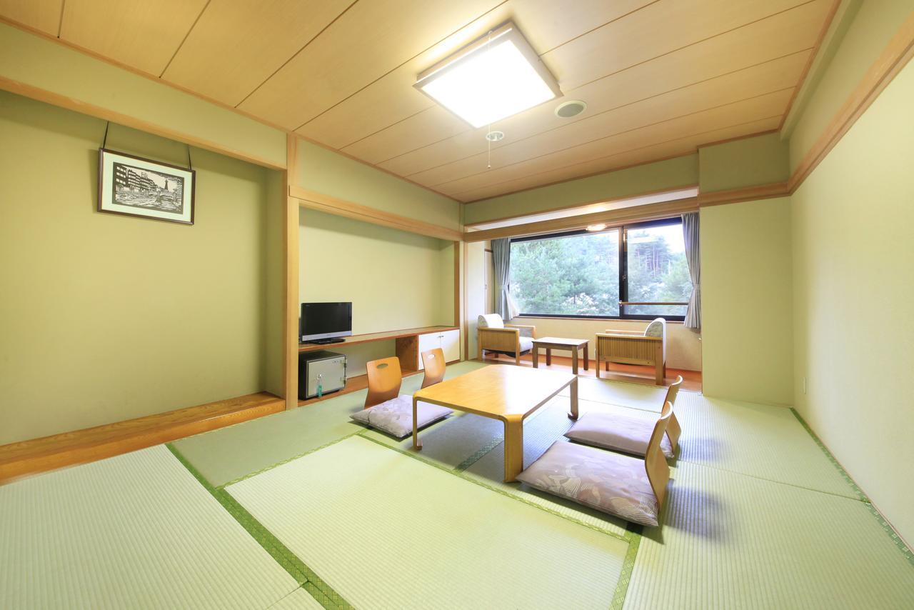 Evergreen Fuji Fujiyoshida Bagian luar foto